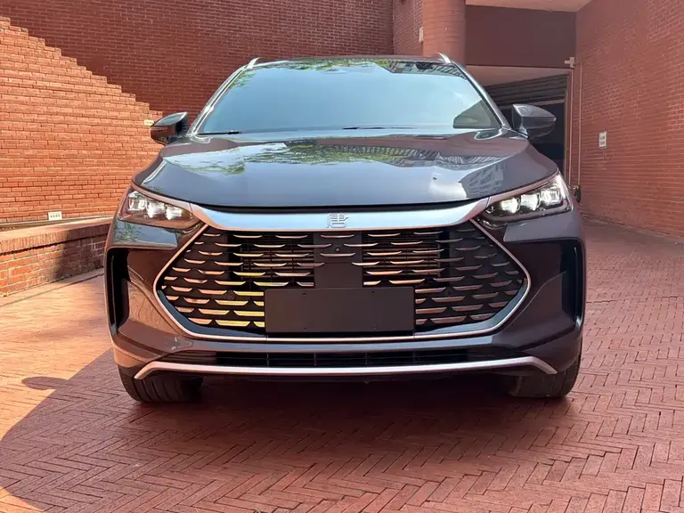 BYD Tang NEV DM-i Glory 200 KM Flagship