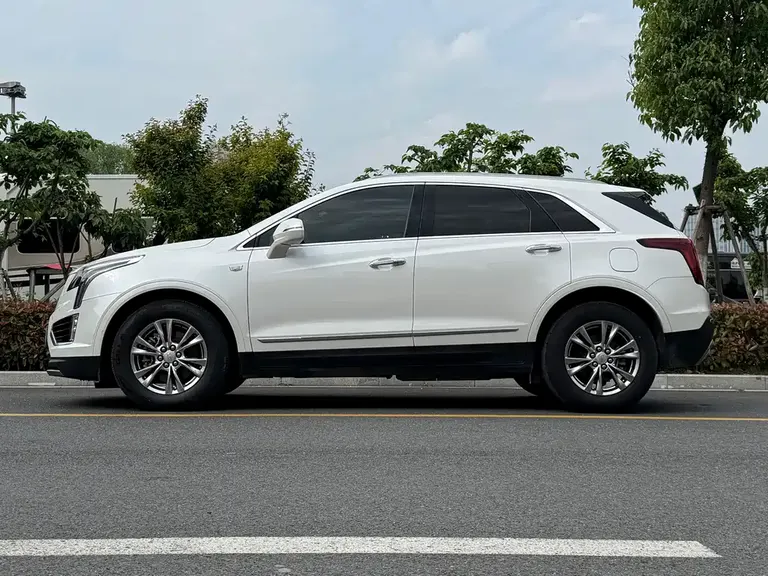 Cadillac XT5 2.0 T 2 WD Luxury