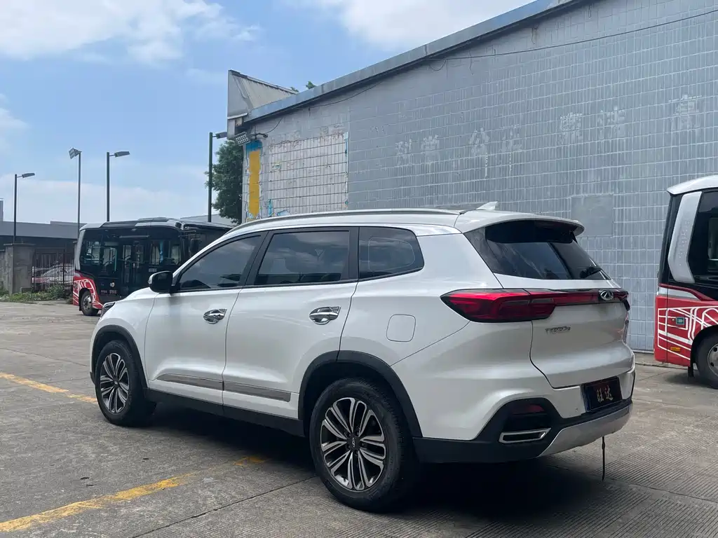 Tiggo 8 1.5 TCI Auto Luxury 7-seat