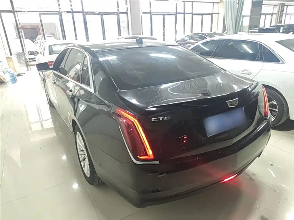 Cadillac CT6 28 T Luxury