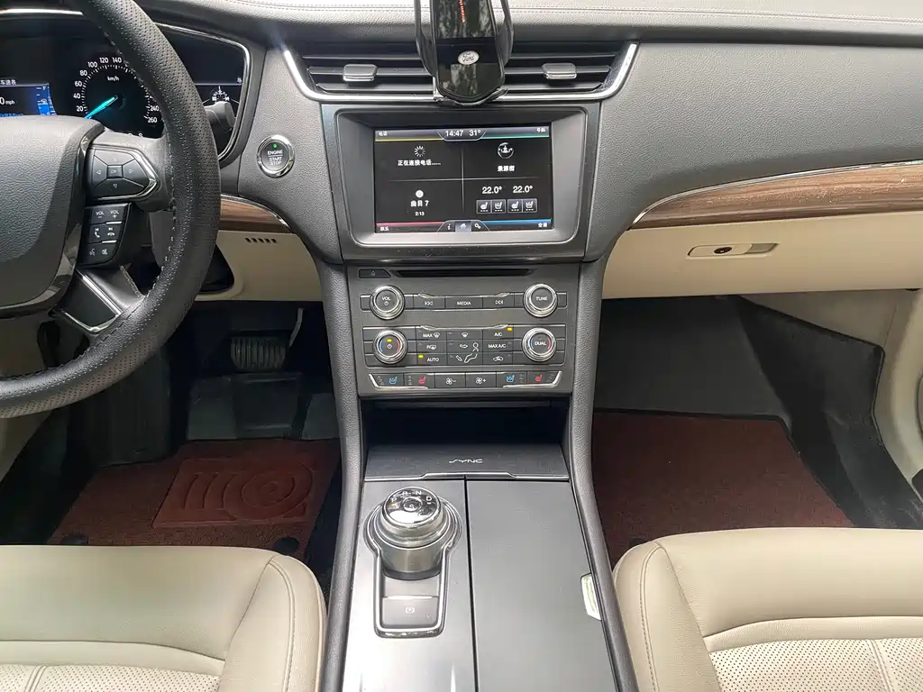 Taurus EcoBoost 245 Fashion