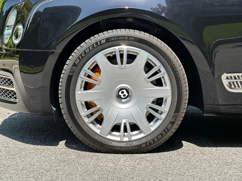 Mulsanne 6.8 T LWB Range