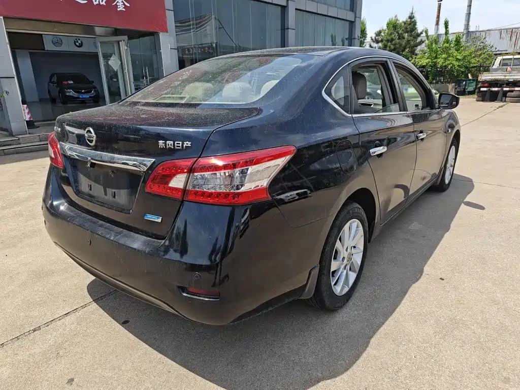 Sylphy 1.6 XL Manual Luxury