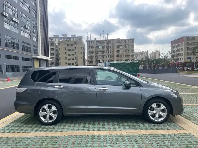 Honda Odyssey 2.4 L Luxury