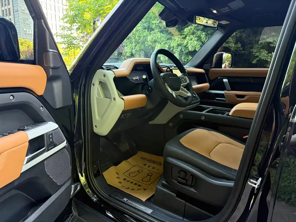 Land Rover Defender 110 3.0 T P400 X-DYNAMIC HSE