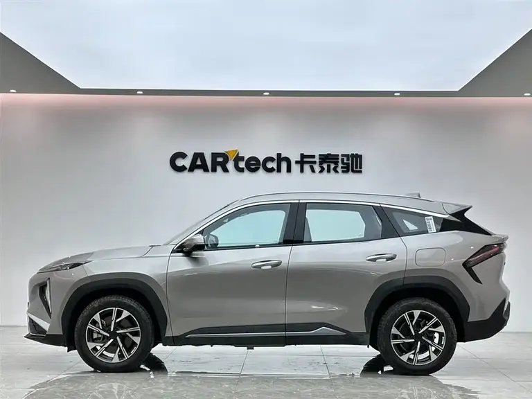 Geely Galaxy L7 EM-i 115 km Voyage