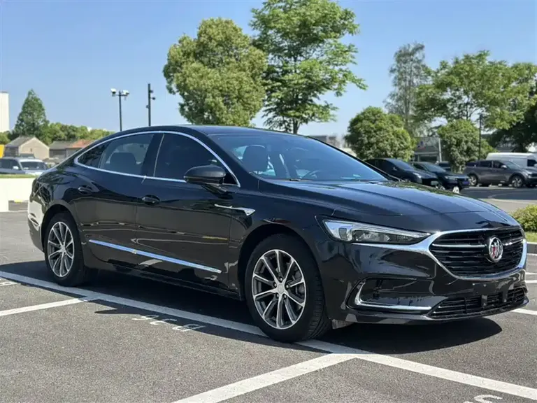 Buick LaCrosse 652 T Luxury