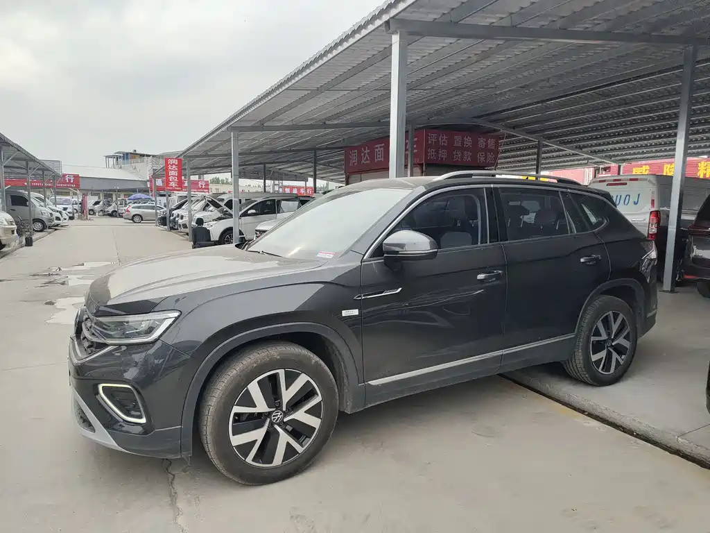 Tayron 330 TSI 2 WD Luxury Plus Advanced