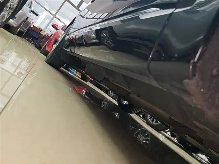 Buick Enclave 652 T 4 WD Premium Flagship 7-seat