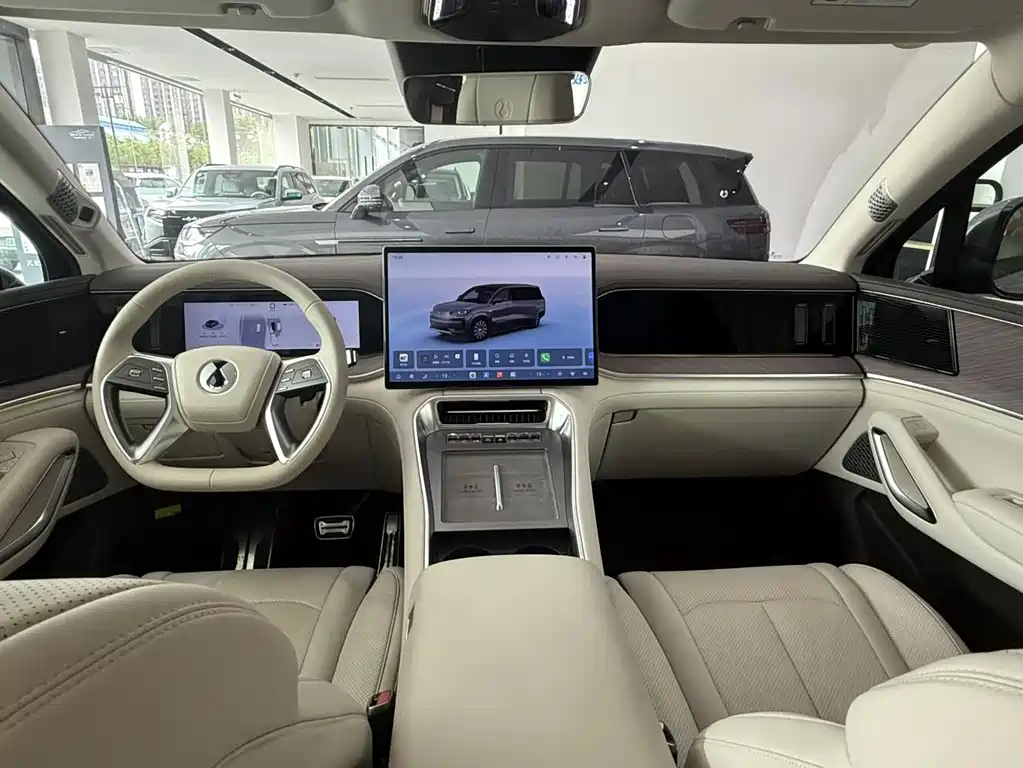 Denza N9 Flagship