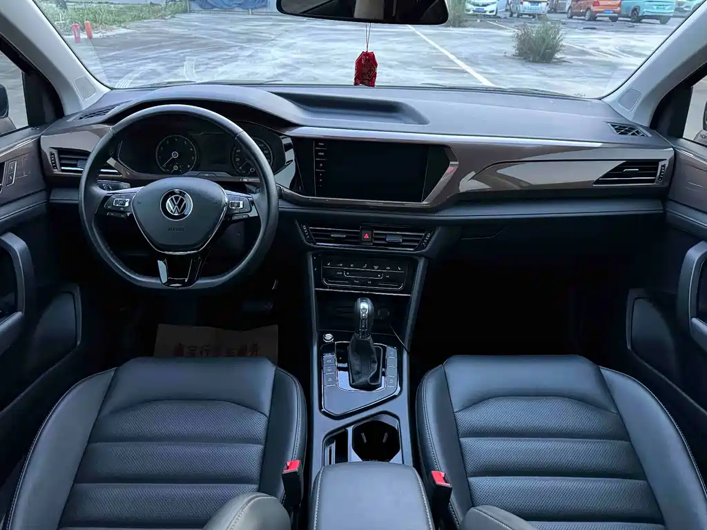 Tharu 280 TSI 2 WD Luxury PLUS