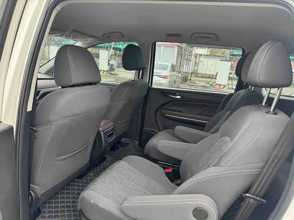GAC Trumpchi M6 PRO 270 T DCT Elite