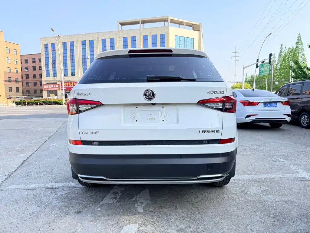 Kodiaq TSI330 7-seat 2 WD Luxury