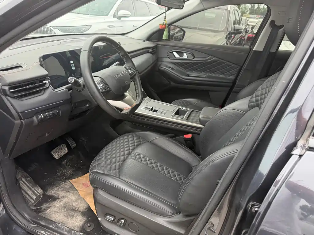 Exeed TX 1.6 T 2 WD Star Style