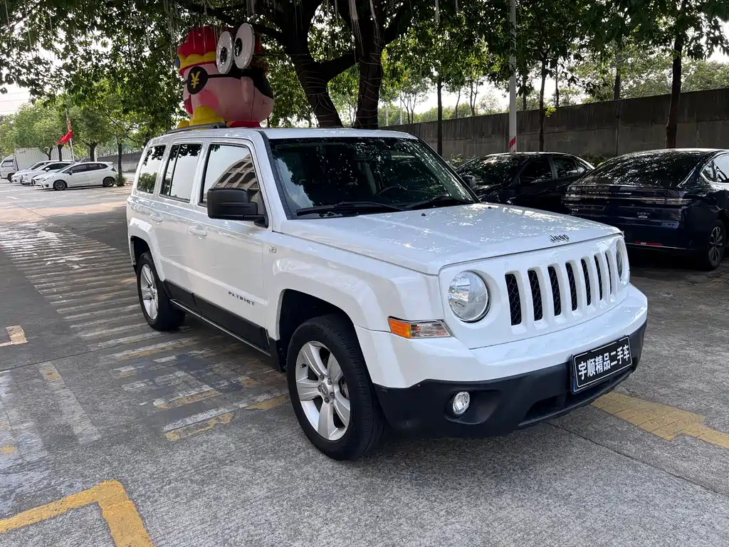 Patriot 2.0 L Sport Enhanced