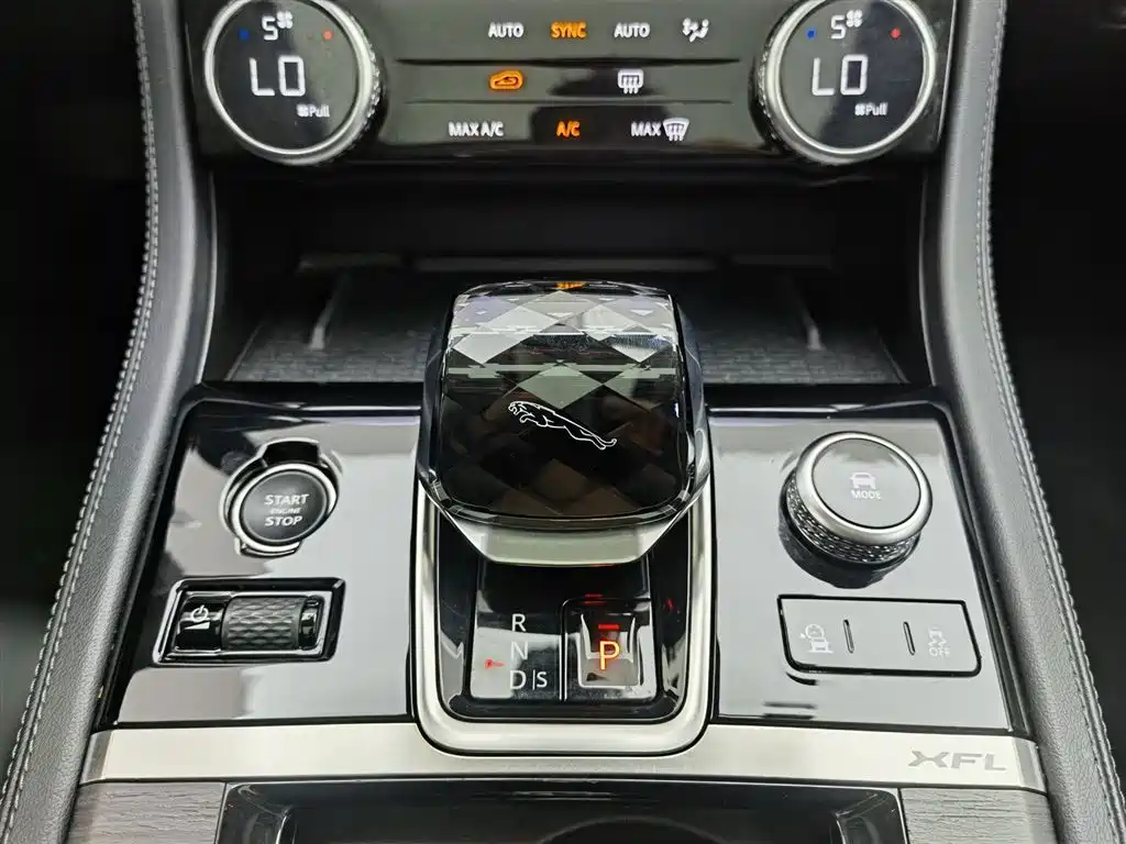 Jaguar XFL XFL 2.0 T P200 2 WD Elite Luxury