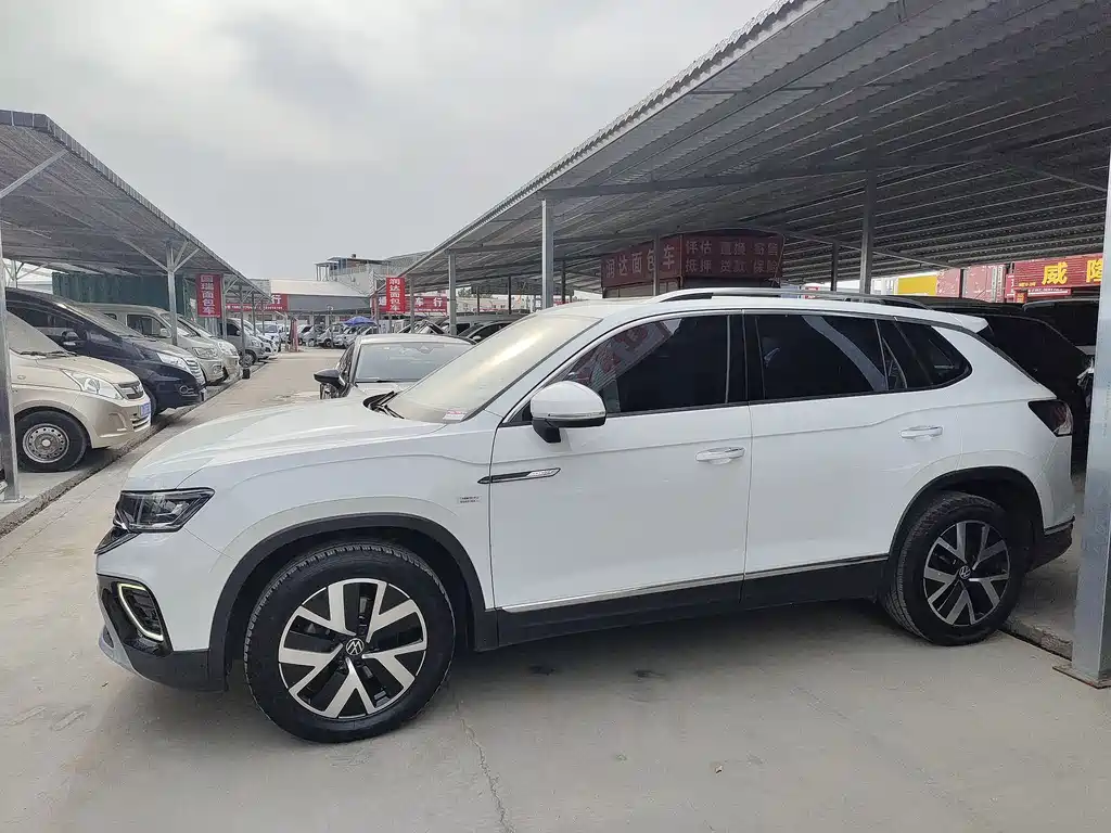 Tayron 330 TSI 2 WD Luxury Plus Advanced