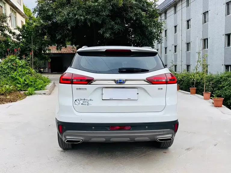 Geely Boyue 1.8 TD Auto 2 WD Connected 4 G Connected