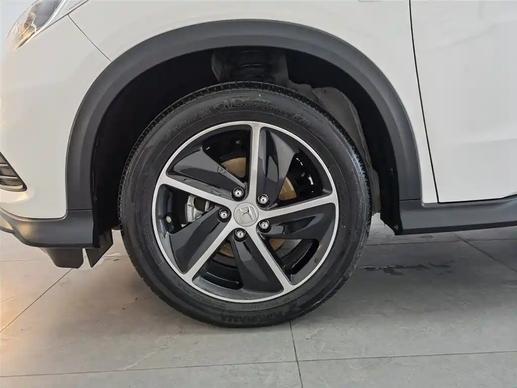 Vezel 1.5 L CVT Pioneer