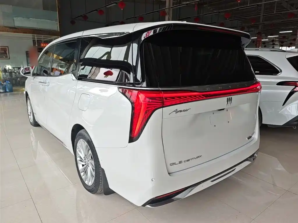 Century 2.0 T 6-seat Heritage