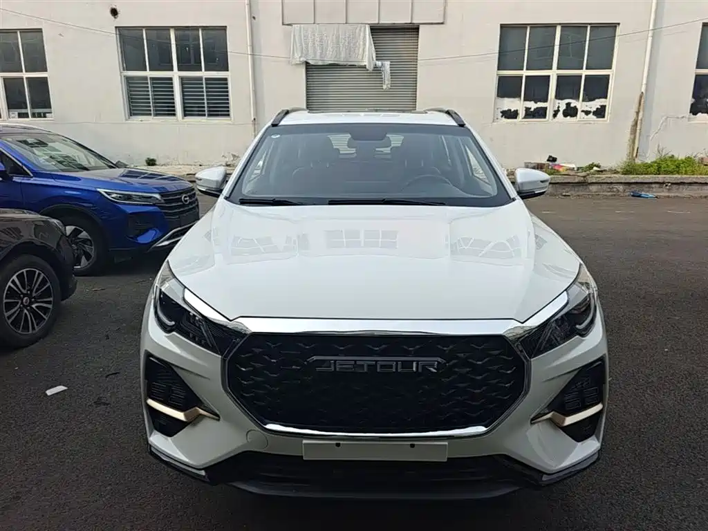 Jetour X70 1.5 T DCT Transcend PRO 5-seat
