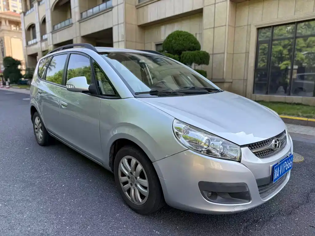 Refine M2 瑞风M2 2011款 1.8 L MT优雅型5座