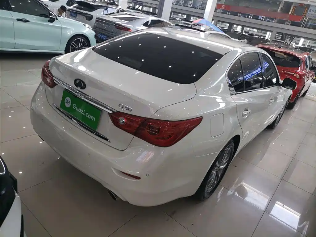 Infiniti Q50 L 2.0 T Joy
