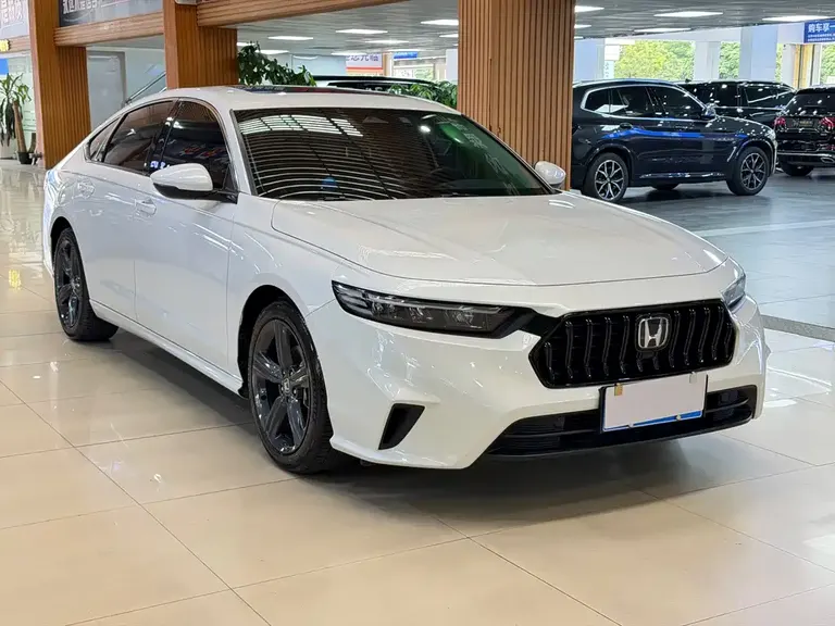 Honda Inspire 260 TURBO Elite