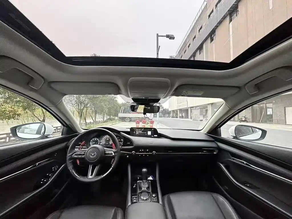 Mazda 3 Axela 2.0 L Auto Quality Elegant