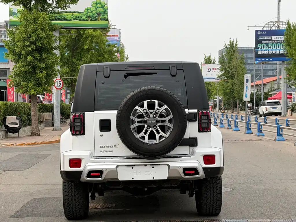 BAIC BJ40 2.0 T City Hunter Glory