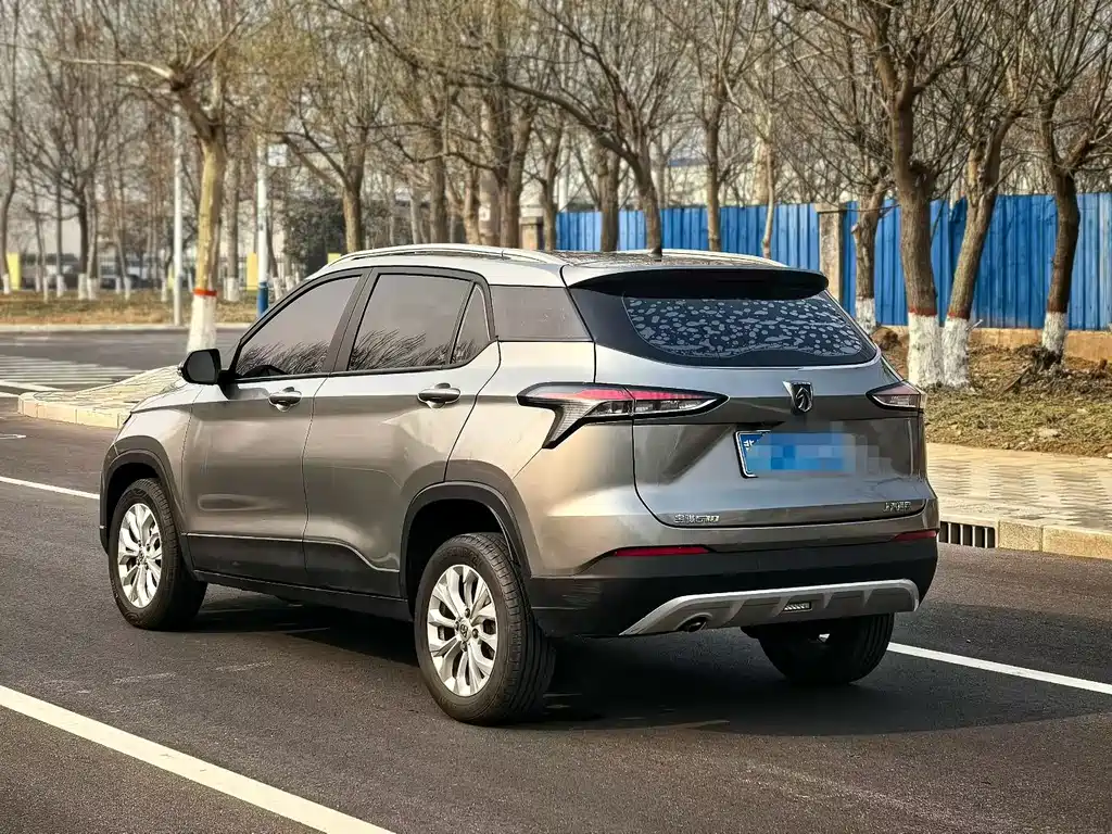 Baojun 510 1.5 L Manual Power Enjoyment 77 kW CN-VI