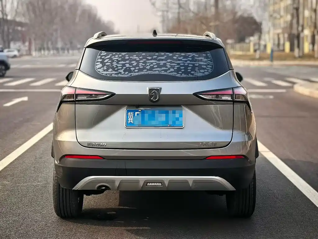 Baojun 510 1.5 L Manual Power Enjoyment 77 kW CN-VI