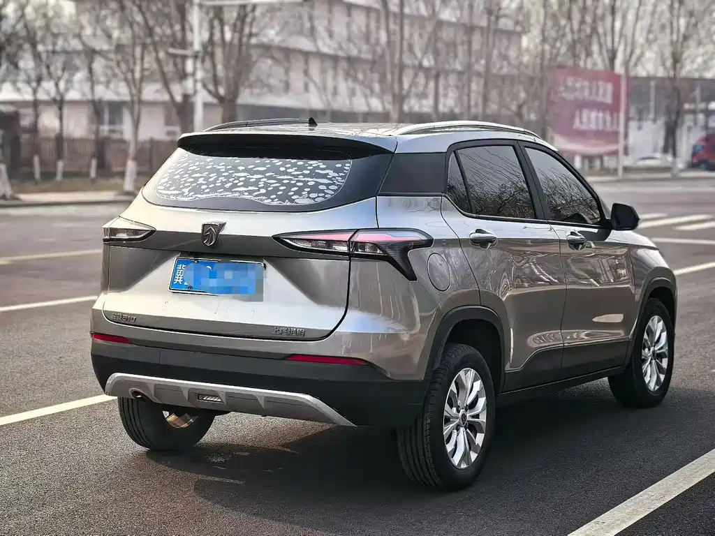 Baojun 510 1.5 L Manual Power Enjoyment 77 kW CN-VI