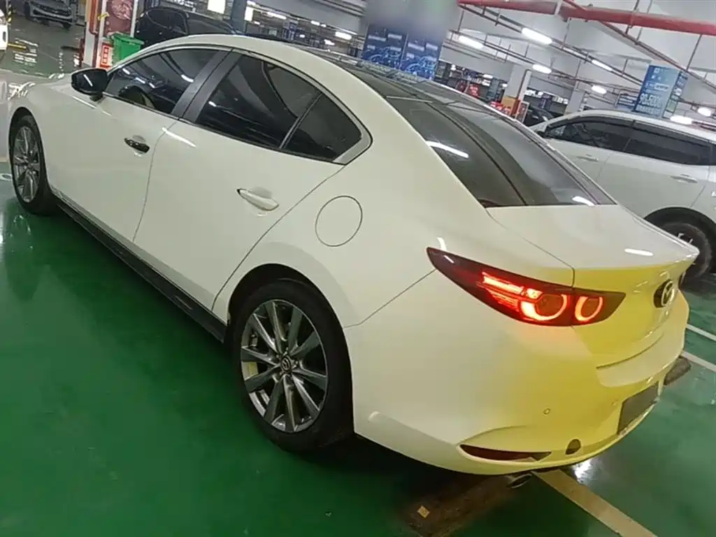 Mazda 3 Axela 2.0 L Auto Quality Elegant