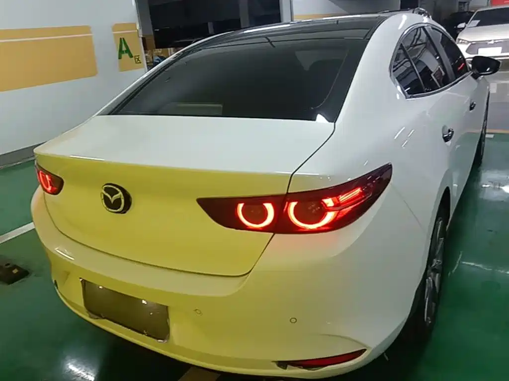 Mazda 3 Axela 2.0 L Auto Quality Elegant