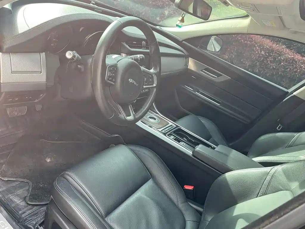 Jaguar XFL XFL 2.0 T 200 PS Elite