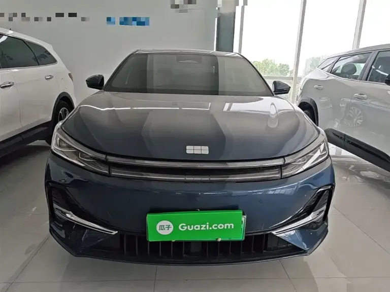 Geely Galaxy A7 EM-i 150 km Starship