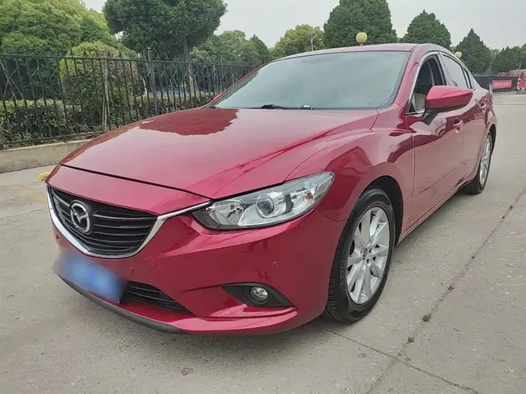 Mazda Atenza 2.0 L Blue Sky Luxury