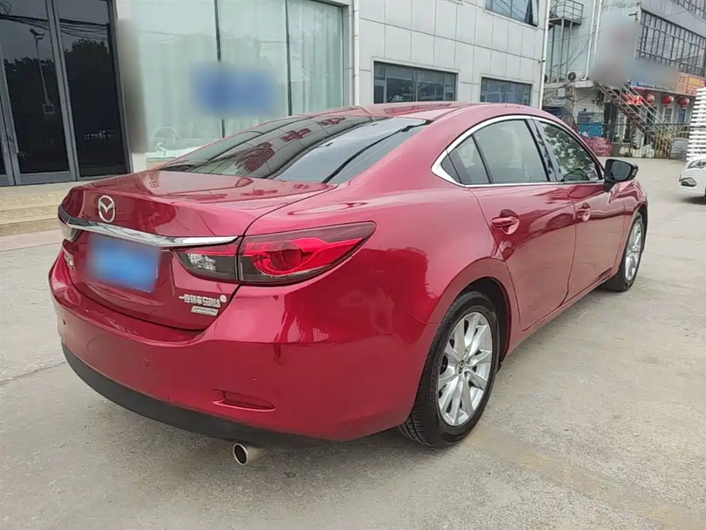 Atenza 2.0 L Blue Sky Luxury