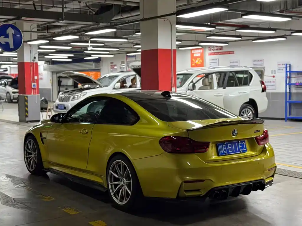 BMW M4 M4 2-door Coupe