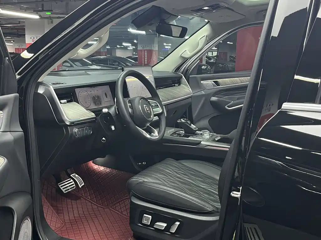 Tank 500 3.0 T Sport Realm 7-seat