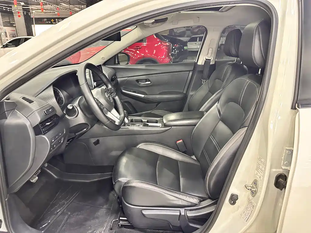 Sylphy 1.6 L XL CVT Joy