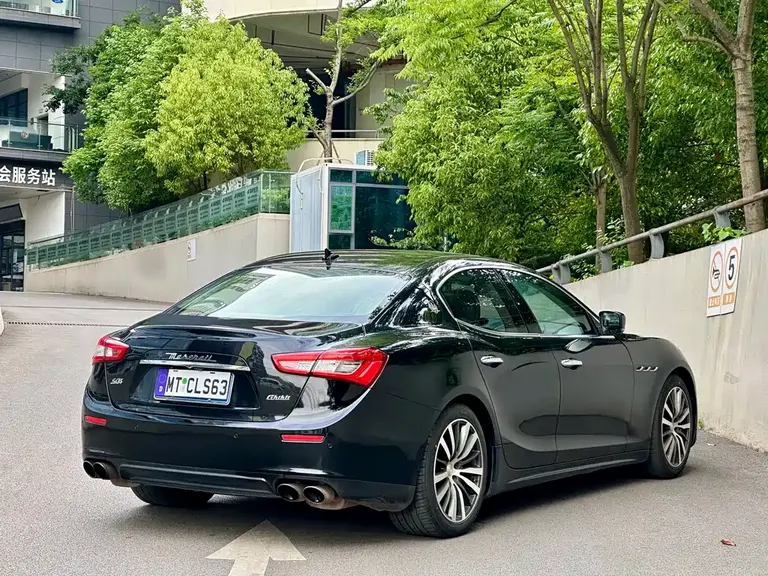 Maserati Ghibli 3.0 T S