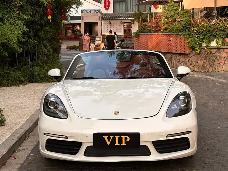 Porsche 718 Boxster 2.0 T