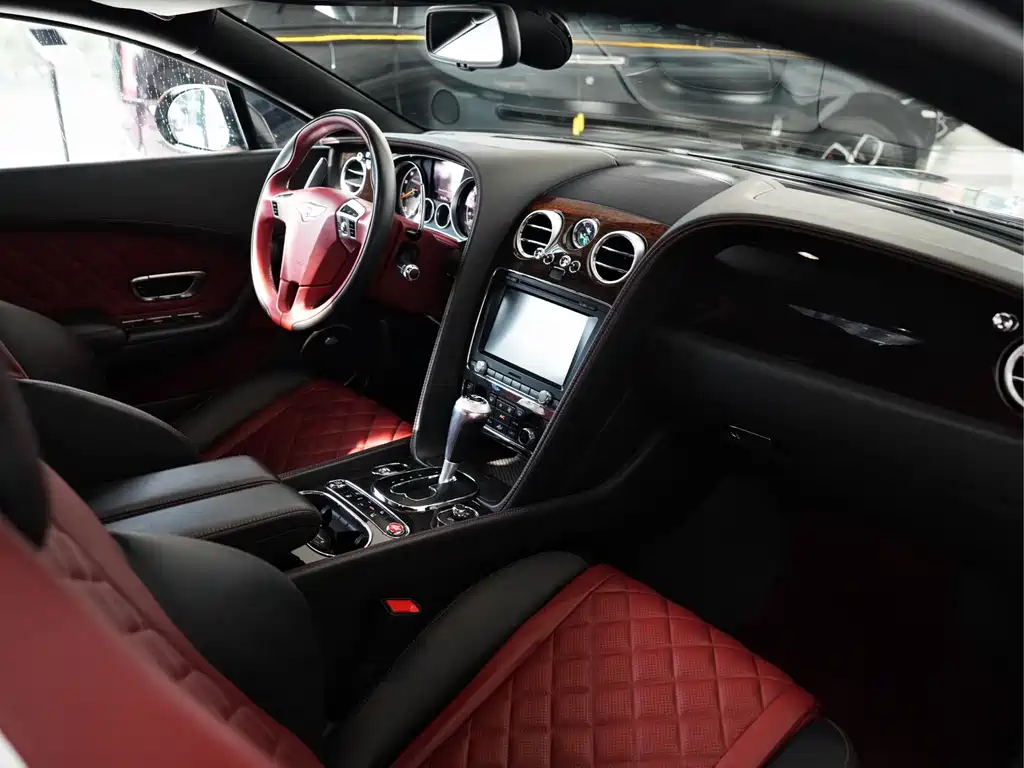 Continental GT 4.0 T GT V8 S Standard