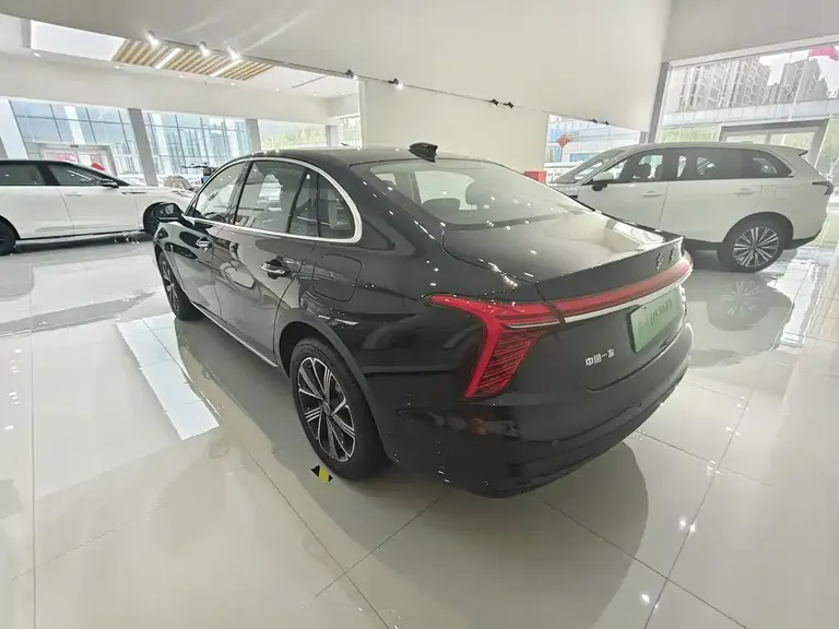 Hongqi H5 PHEV 130 Super Hybrid