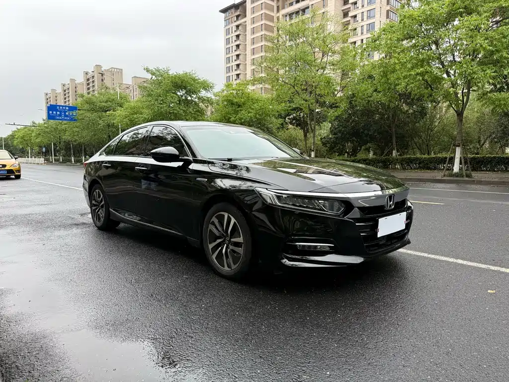 Accord Sharp· Hybrid 2.0 L Sharp Leading CN-VI