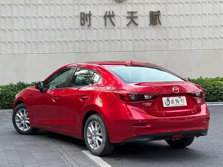 Mazda 3 Axela Sedan 1.5 L Auto Comfort