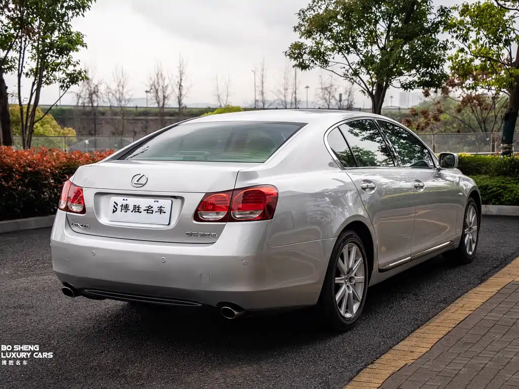 Lexus GS 300