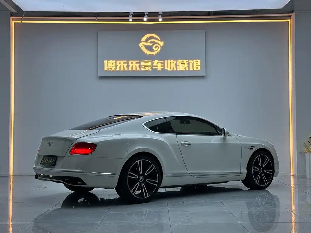 Continental GT 4.0 T GT V8 Standard